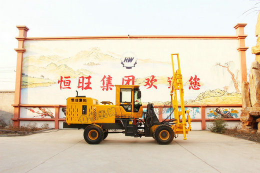 山東廠家全液壓護(hù)欄鉆樁機(jī)熱賣 裝