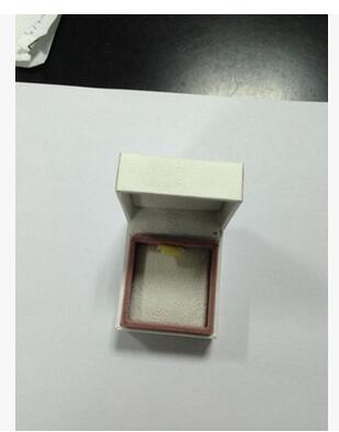 廠家特別推薦供應(yīng)銷售優(yōu)質(zhì)的紙盒包裝 紙盒 牛皮 紙箱定做