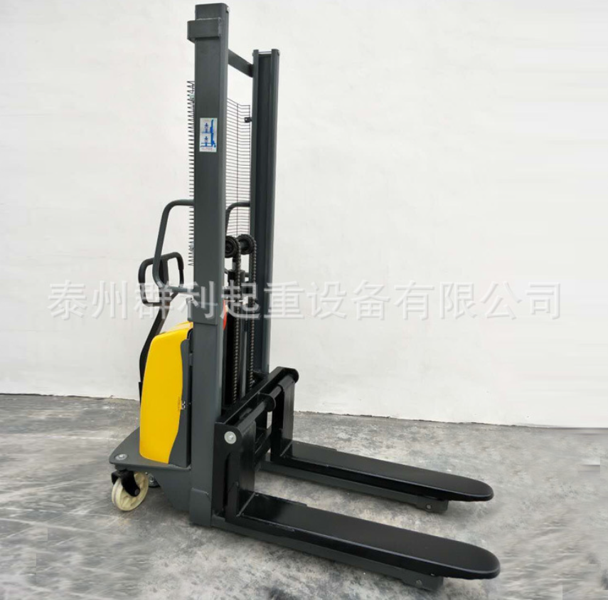 江蘇CTD半電動(dòng)堆高車廠家價(jià)格 泰州前移式手動(dòng)叉車批發(fā)