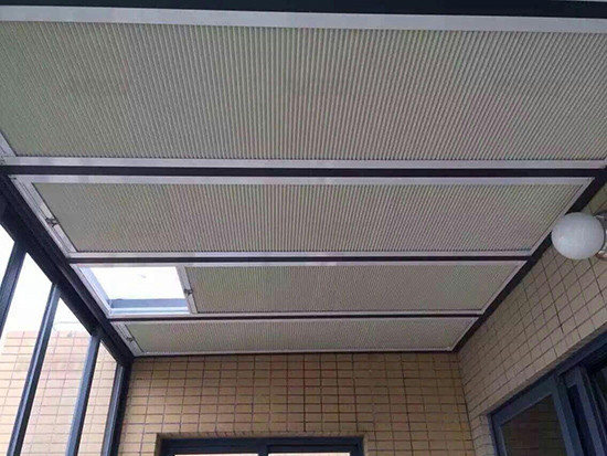 供應(yīng)南京銳谷單開電動(dòng)天棚簾中空玻璃