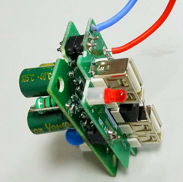 雙層帶開關(guān)DC5.0/2A充電線路板多功能雙口USB充電路板定制生產(chǎn)