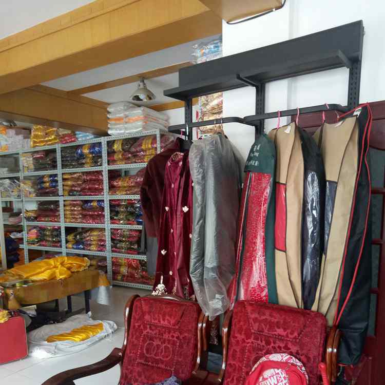 河北壽衣廠家直銷男女全套七彩真絲綢壽衣 喪葬用品批發(fā)價格低