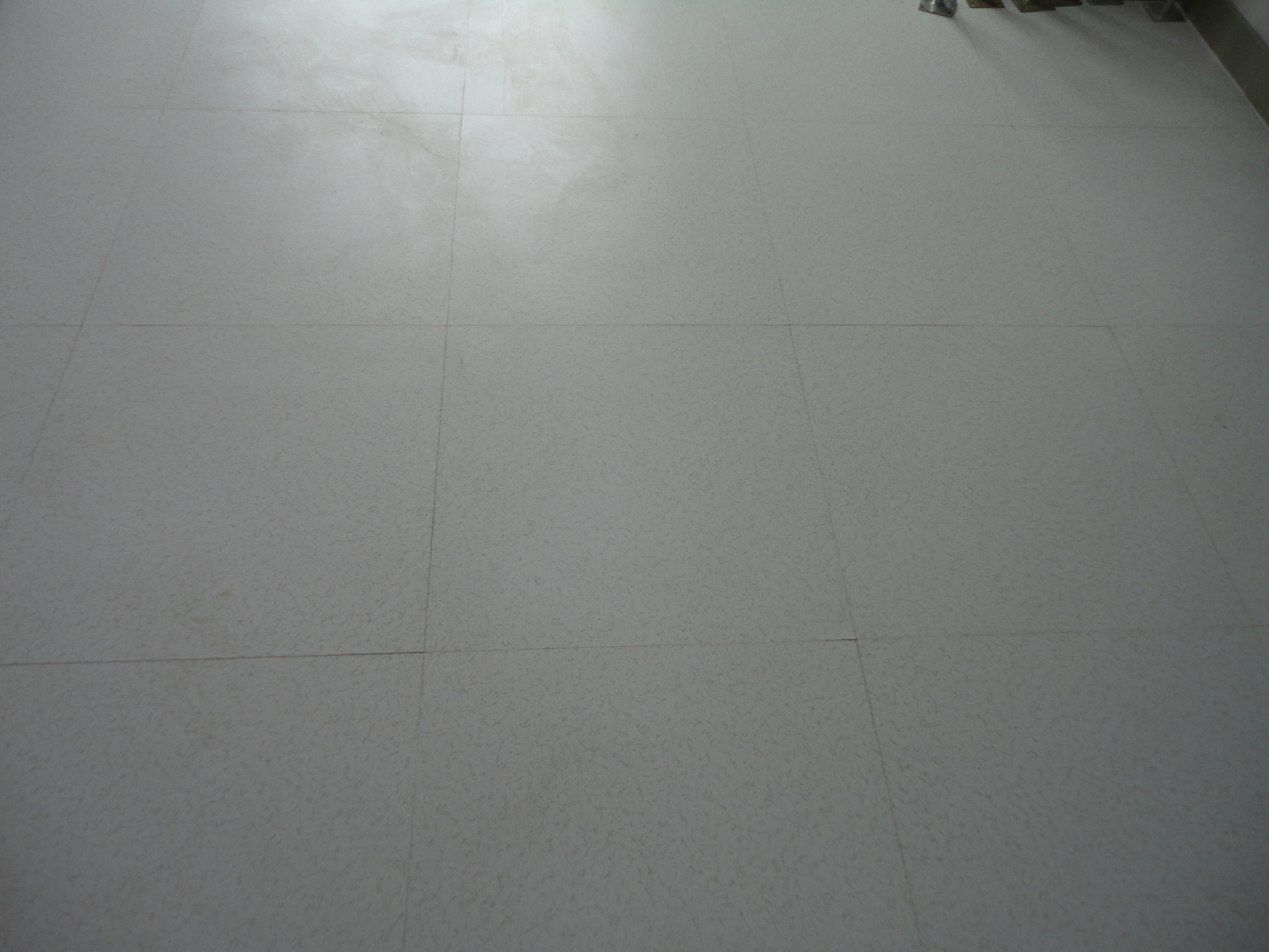 林德納高強(qiáng)度木質(zhì)防靜電地板 架空地板 免費(fèi)拿樣 防靜電地板廠家 廠家直銷(xiāo) 3證齊全