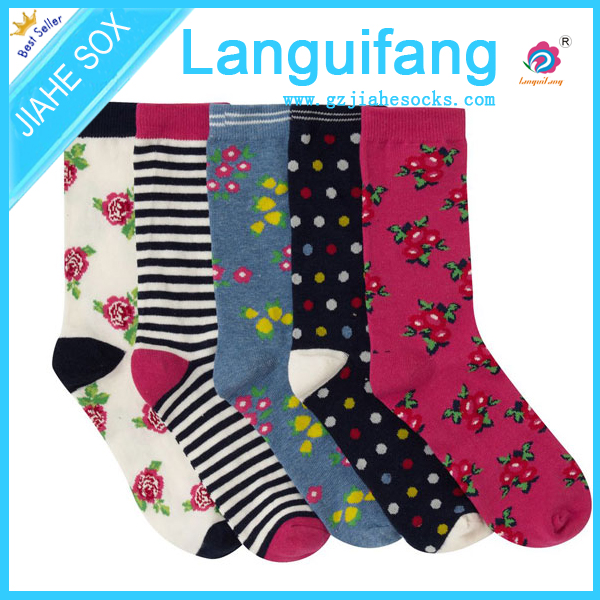 廣州襪子生產(chǎn)商中筒純棉提花女襪 單針筒女襪 時尚服飾襪子OEM