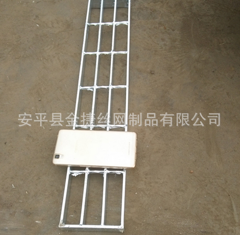 廠家供應(yīng)排水鋼格柵蓋板 電廠平臺鋼格板 污水處理廠鋼蓋板