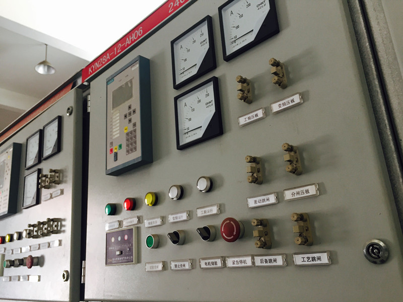 供應(yīng)高壓開關(guān)柜 開關(guān)柜報價 襄陽赫特廠家