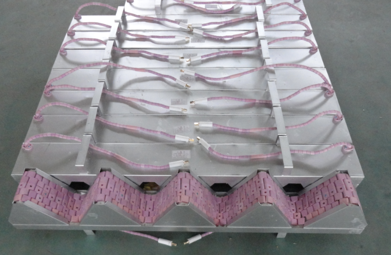 供應特制工裝加熱器 直角加熱器 加熱器定制 吳江市興達電熱設備廠