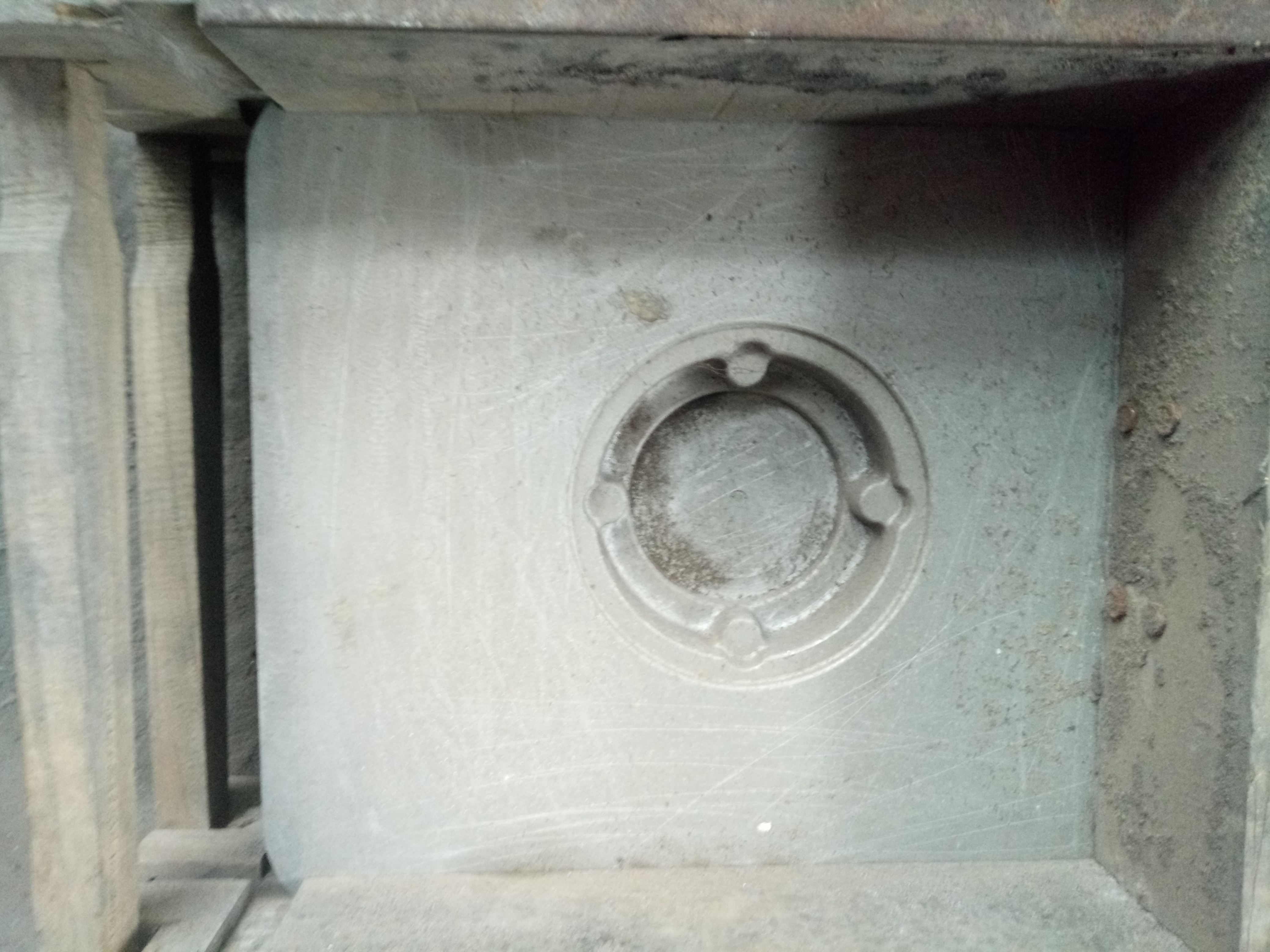 奧拓款電動(dòng)四輪碟剎剎車盤供應(yīng)商@奧拓款電動(dòng)四輪碟剎剎車盤電話