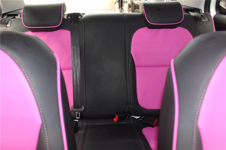 斯柯達(dá)晶銳內(nèi)飾改裝雙色全皮座椅地板門(mén)板軟包打造精致舒適內(nèi)飾 全皮座椅地板門(mén)板軟包