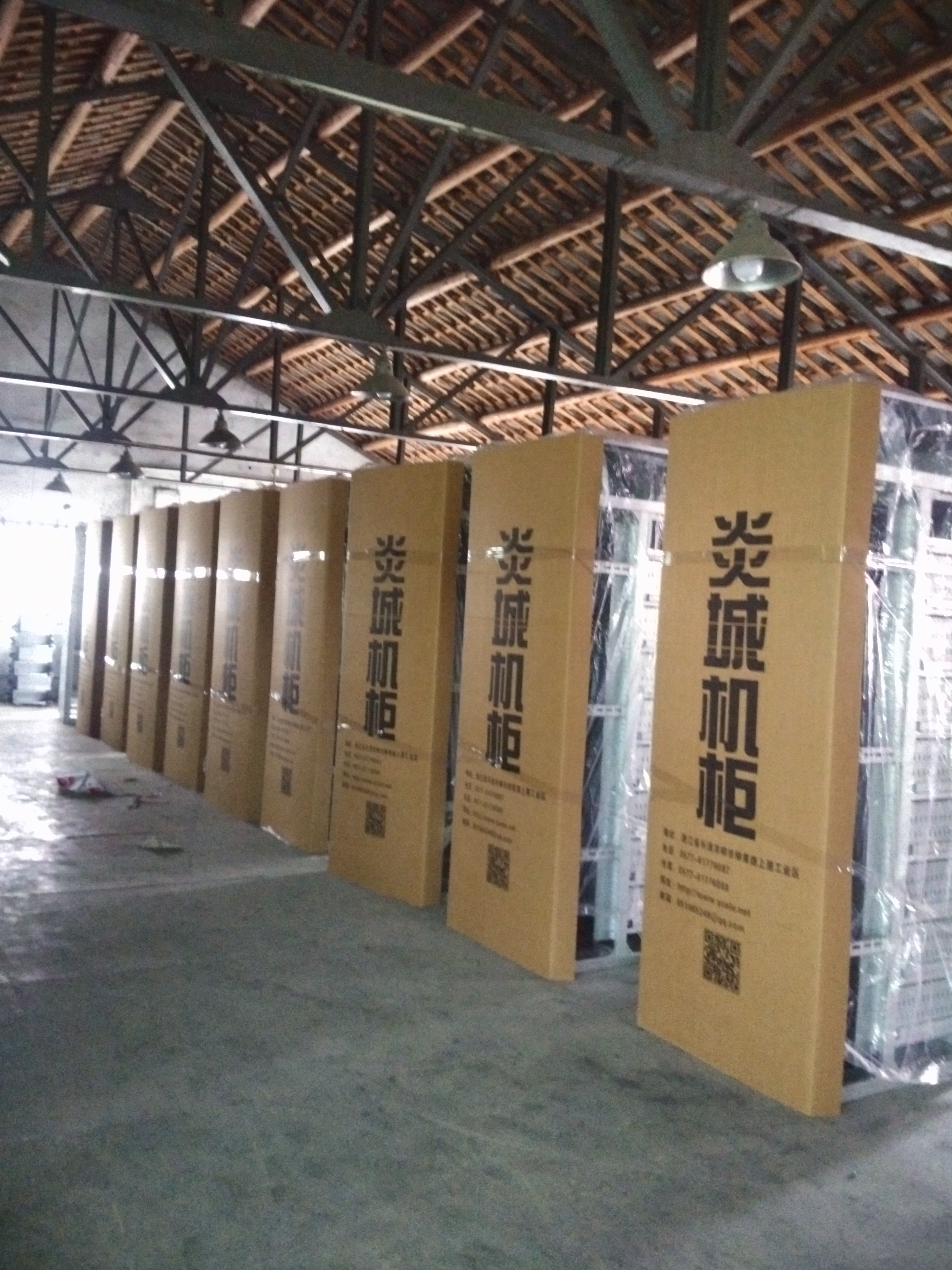 炎城KYN28-12高壓柜非標(biāo)制作中置柜殼體28柜外殼開關(guān)柜機(jī)柜