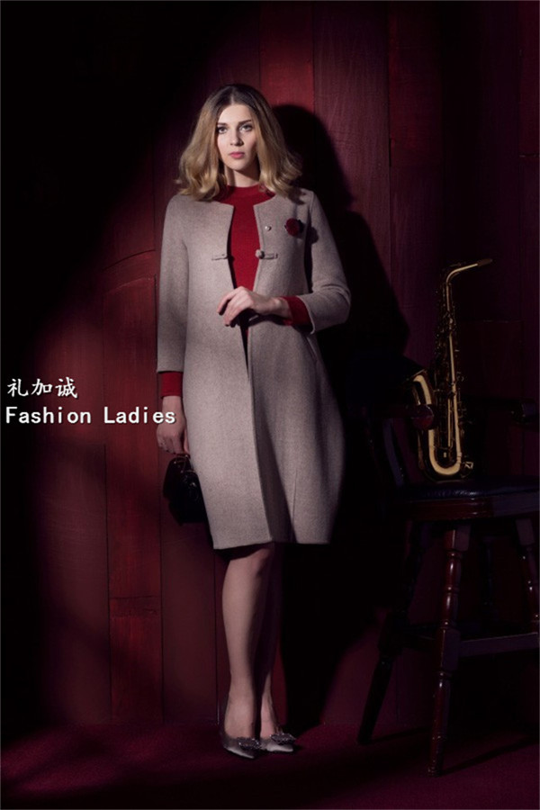 圖案品牌女裝折扣批發(fā)，圖案品牌女裝庫存批發(fā)，圖案品牌折扣店