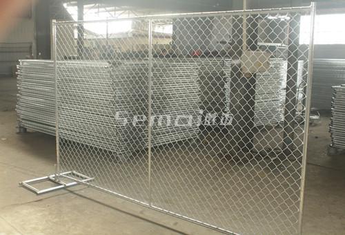 球場(chǎng)圍欄網(wǎng)  體育場(chǎng)圍欄  護(hù)欄