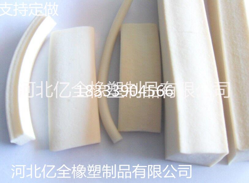 礦用機(jī)械減震密封膠條