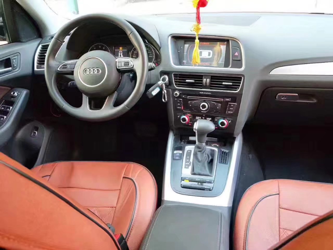 襄陽締誠名車華仔抵押車奧迪Q5@締誠華仔抵押車@正規(guī)抵押車報(bào)價
