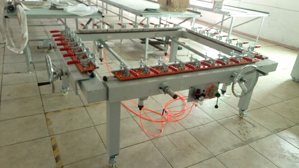 廠家直銷 手動(dòng)拉網(wǎng)機(jī)、氣運(yùn)繃網(wǎng)機(jī)  簡易拉網(wǎng)機(jī)    精密繃網(wǎng)機(jī)