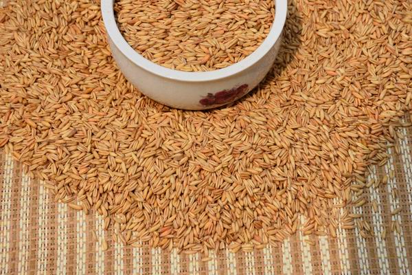 供應(yīng)熟燕麥廠價批發(fā) 3.9元，燕麥供應(yīng)商，現(xiàn)磨五谷豆?jié){燕麥批發(fā)