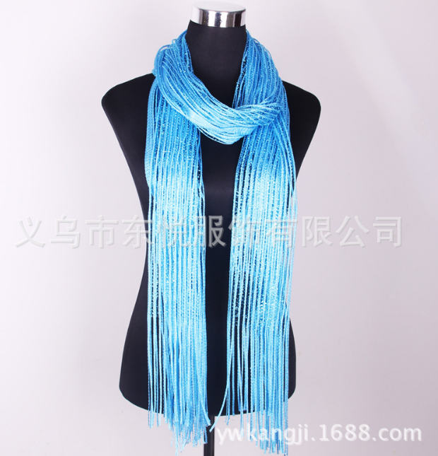 供應(yīng)【披肩】新款滌綸寬版披肩 圍巾披肩兩用 女士單色亮片披肩