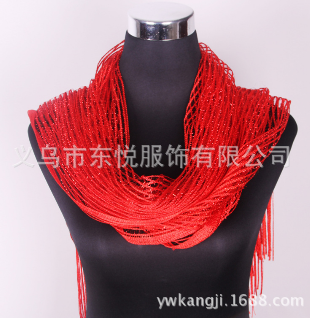 供應(yīng)【披肩】新款滌綸寬版披肩 圍巾披肩兩用 女士單色亮片披肩