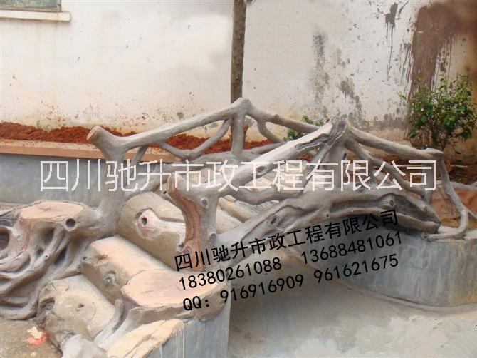 四川塑石仿木欄桿，水泥護(hù)欄