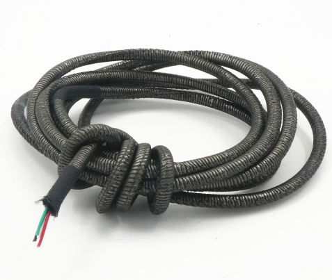 廠家直銷文藝范皮革數(shù)據(jù)線黑白蛇布PU光面豹紋漆皮車縫數(shù)據(jù)線材