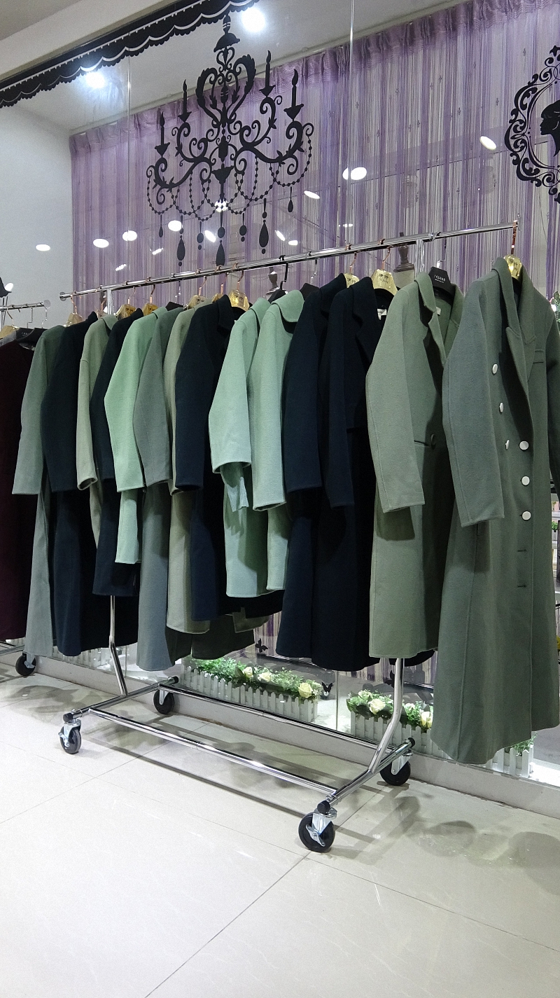 供應品牌衣香韓爾女裝折扣店一手貨源批發(fā) 衣香韓爾品牌折扣女裝走份