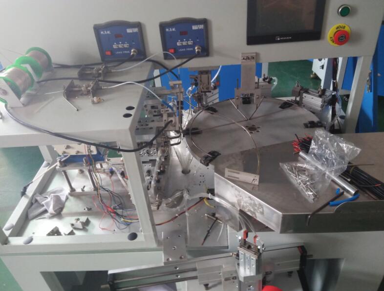 DC電源線自動(dòng)焊錫機(jī) 自動(dòng)焊錫機(jī) DC全自動(dòng)焊錫機(jī)