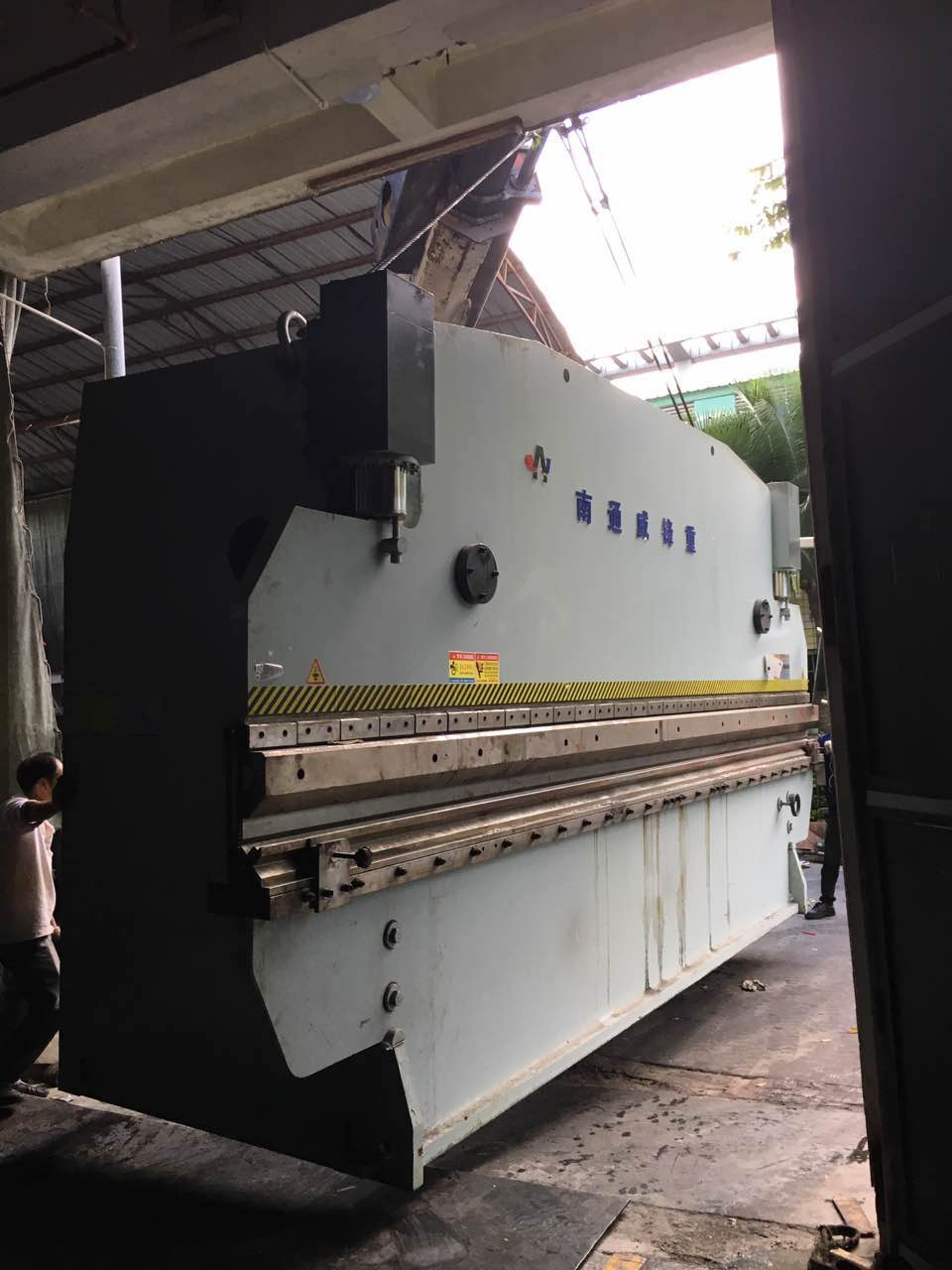 機(jī)器設(shè)備搬遷  工廠設(shè)備搬遷公司  深圳專業(yè)設(shè)備搬遷公司