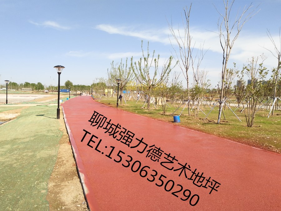 聊城生態(tài)透水混凝土施工彩色透水地坪材料效果怎么樣