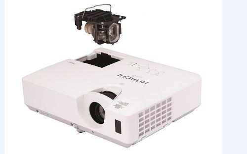 商務(wù)辦公好助手日立HCP-D320X會議室使用投影儀
