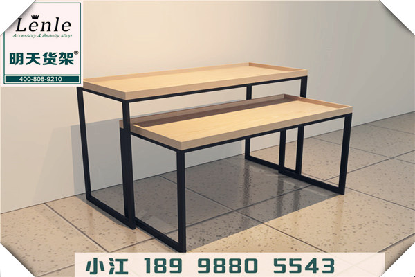 伶俐飾品店貨架 伶俐飾品店定制貨架專業(yè)設(shè)計(jì)伶俐飾品店貨架，整店設(shè)計(jì)定制輸出。