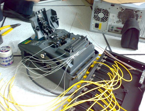 塘廈光纖熔接，東莞清溪光纖熔接 塘廈光纖熔接，東莞清溪鎮(zhèn)光纖熔接