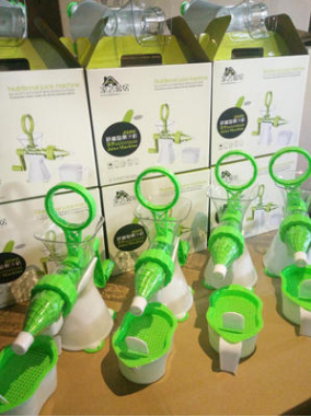 禮品  廠家多功能榨汁機家用手動原汁機 手搖果汁機兒童手搖果汁機 廠家手搖果汁機