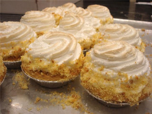 廣東烘焙加盟店*品牌，華林品華居用心經(jīng)營品牌