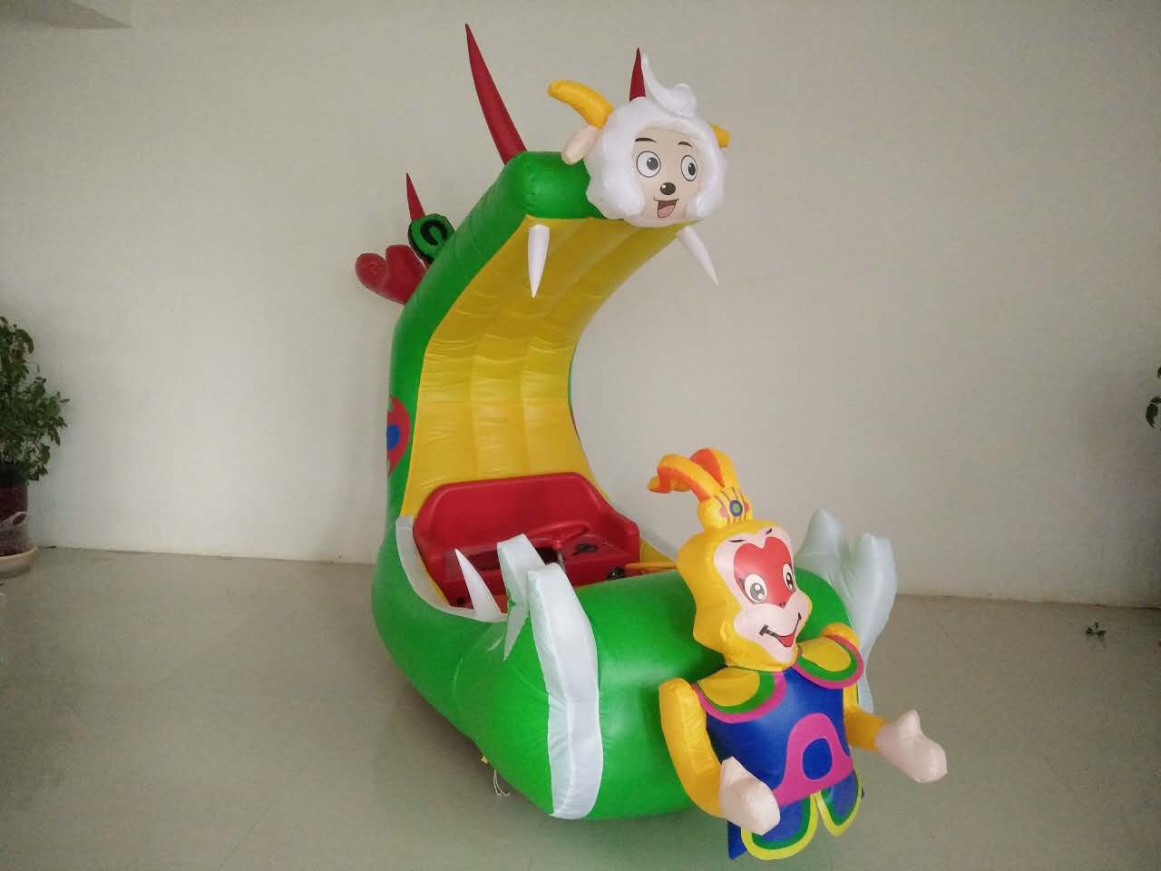 廣場游樂設(shè)備 雙人充氣電瓶車外車 新款兒童彩燈充氣外罩