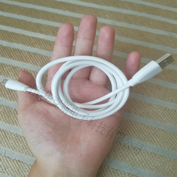 廠家*2.1A快充數(shù)據(jù)線批發(fā)