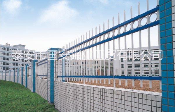 院墻圍欄 鋅鋼院墻柵欄價(jià)格 院墻圍欄生產(chǎn)廠家 院墻圍欄一組多少米