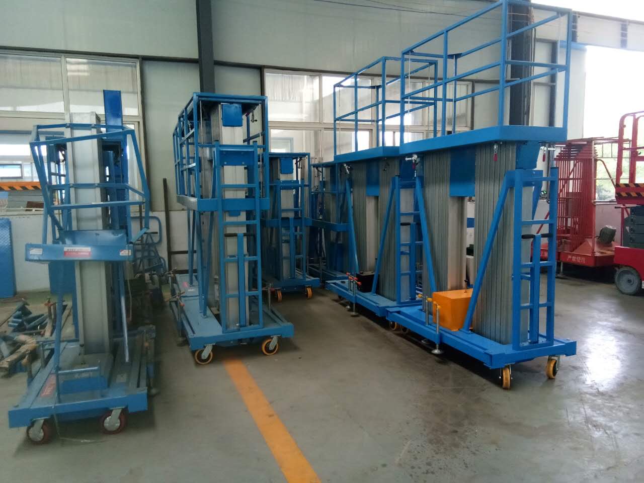 升降舞臺(tái) 升降舞臺(tái)單桅柱升降機(jī) 升降舞臺(tái)單桅柱升降機(jī)固定登車橋