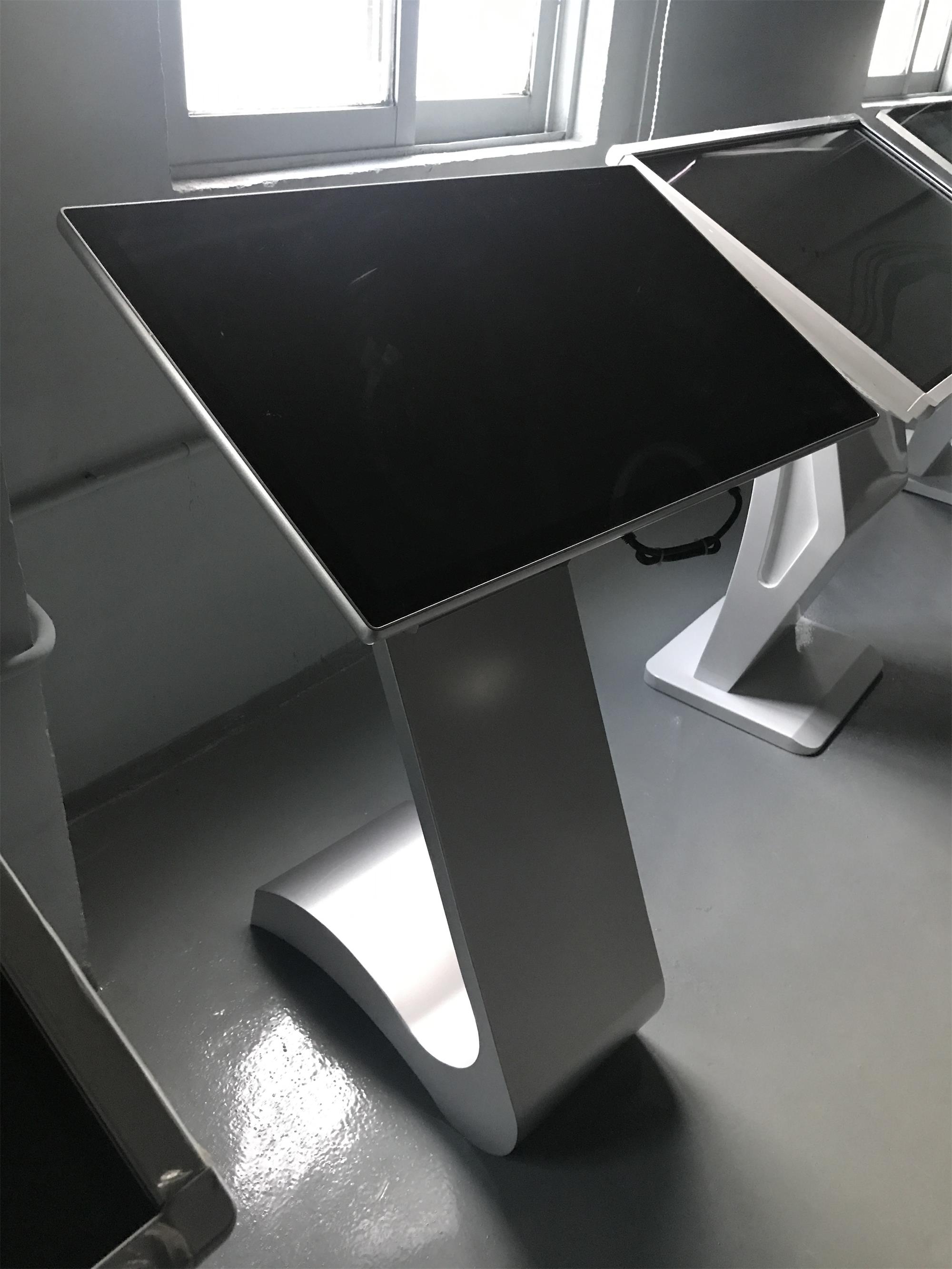 55寸液晶觸摸一體機，鄭州觸摸查詢一體機廠家，液晶廣告觸摸查詢一體機