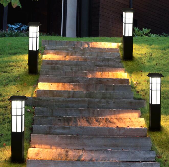 江蘇弘光照明生產(chǎn)太陽能草坪燈路燈別墅家用庭院燈