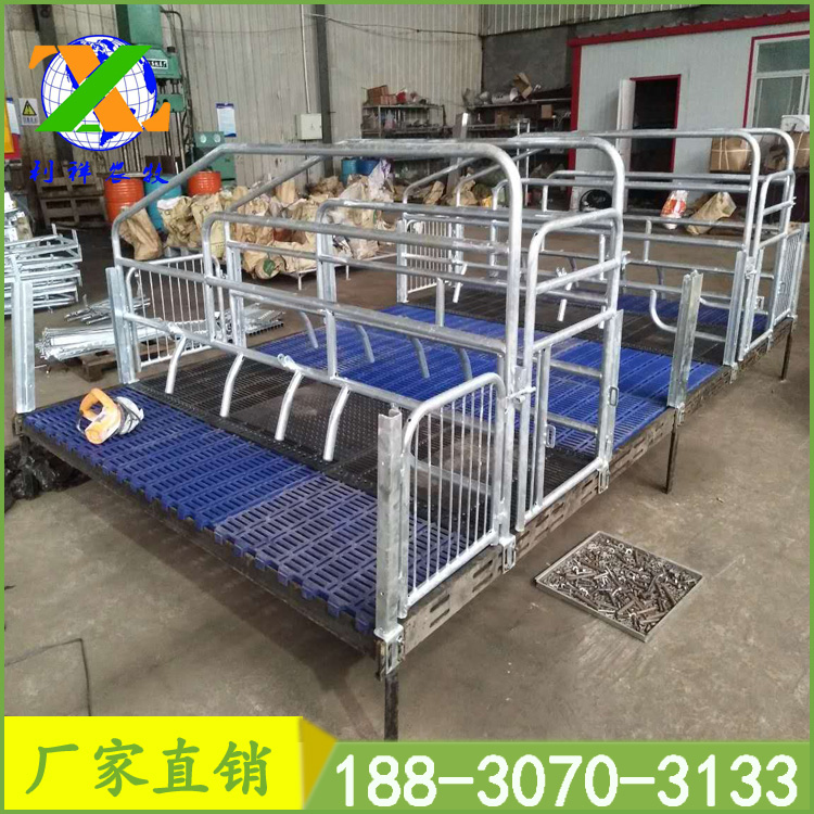 整體熱浸鋅母豬產(chǎn)床歐式產(chǎn)床廠家利祥供應(yīng)商雙體母豬產(chǎn)床尺寸