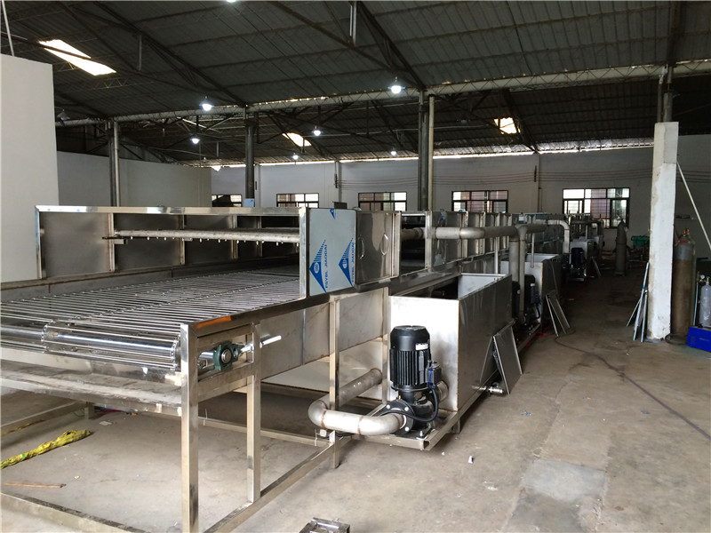 全自動(dòng)不銹鋼水槽除油清洗機(jī) 通過式水槽洗油清洗烘干自動(dòng)線廠家直銷