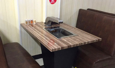 火鍋?zhàn)酪味ㄗ鰪S家定做餐桌椅實(shí)木桌椅大理石桌彩鋼桌