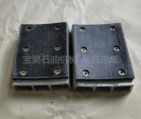 供應閘瓦總成|石油鉆機氣胎離合器易損配件|產(chǎn)地寶雞|價格電議