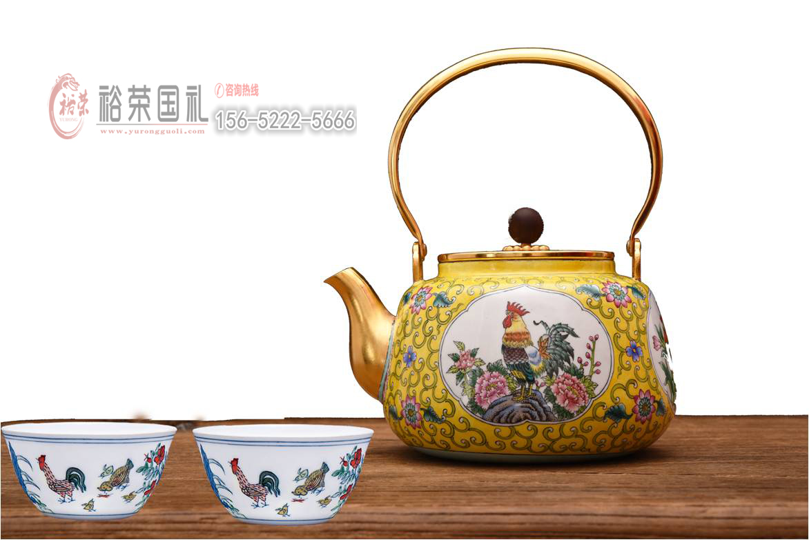 吉祥三寶銅胎琺瑯壺 霍鐵輝 劉少倩 鄭勇 三師聯(lián)合創(chuàng)作