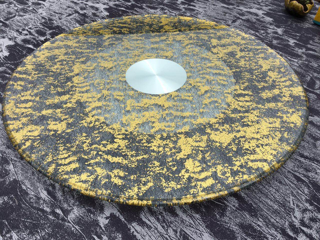 翔美惠玻璃制品公司夾絲夾網(wǎng)玻璃