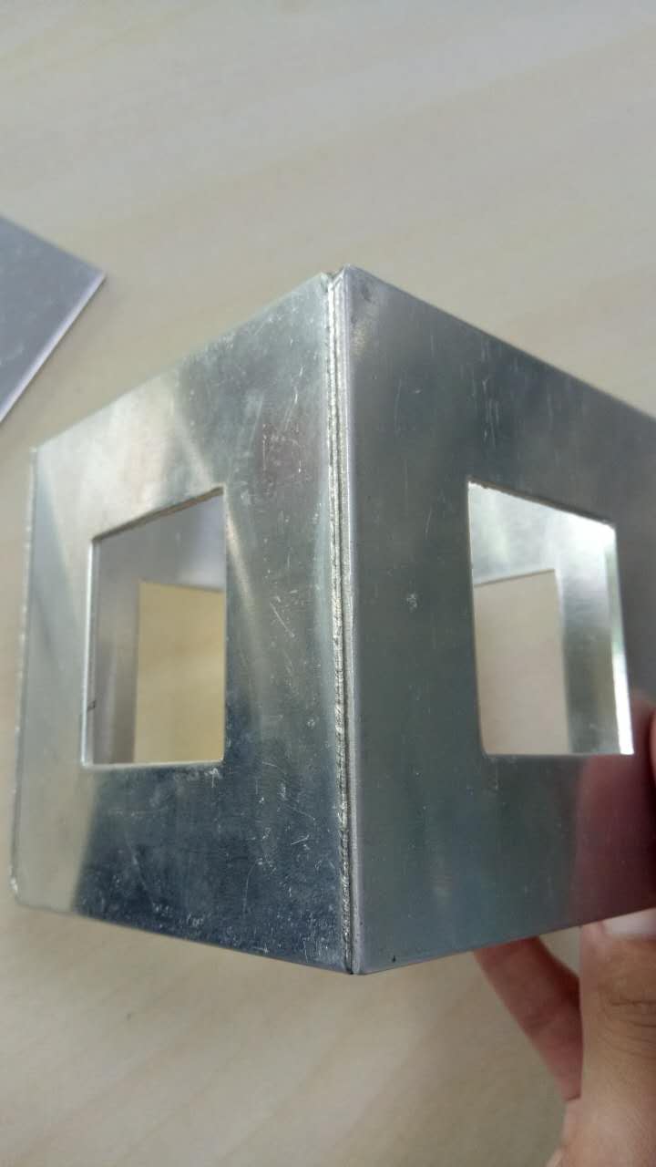 永康高精度電子元件焊接機(jī)激光點(diǎn)焊設(shè)備