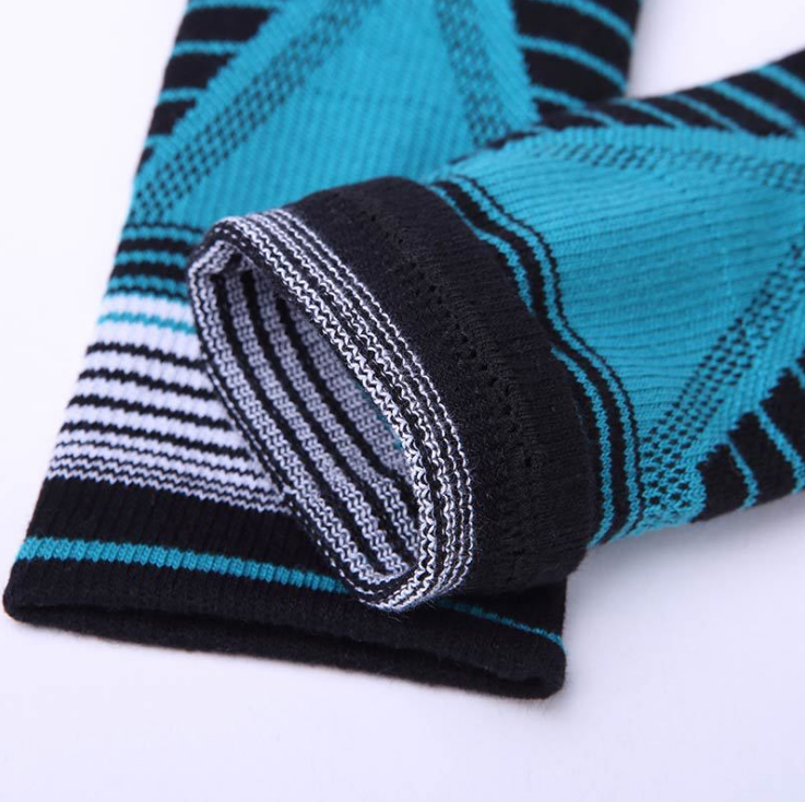 專業(yè)中筒籃球襪 毛巾底防滑運動襪 透氣*防臭中筒襪子廠家批發(fā)