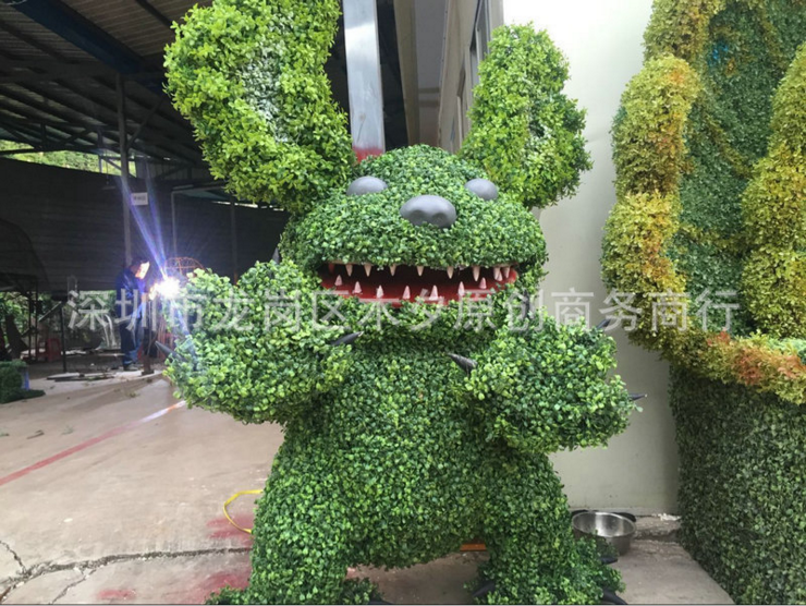 廠家直銷 仿真小熊動(dòng)物綠雕 仿真綠雕造型 動(dòng)植物塑料造型可定制