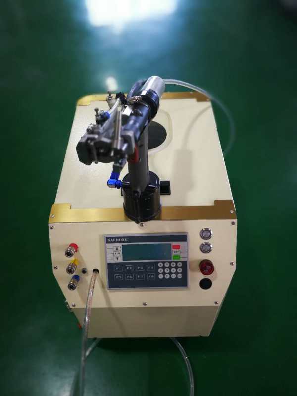 華科智源自動(dòng)拉釘機(jī)、自動(dòng)上料拉釘機(jī)