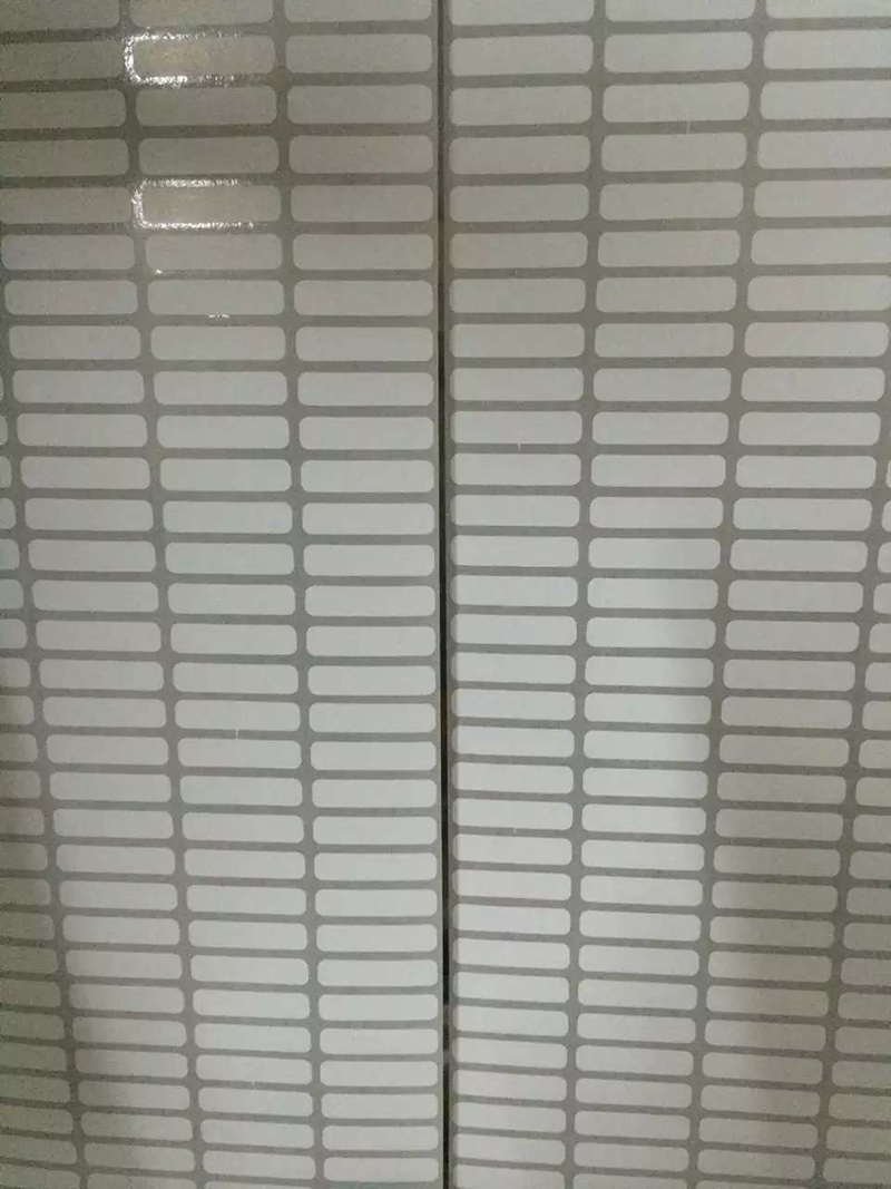 通用白底粘膠卷紙、專業(yè)白底粘膠卷紙廠家、東莞白底粘膠卷紙批發(fā)